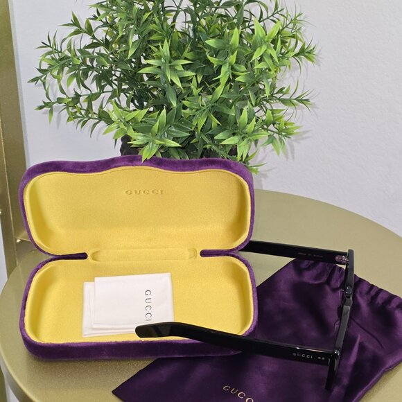 Gucci Sunglasses - Picture 3 of 5